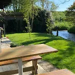 Geuzenhoeve Op De Munnickaij Сasa de vacaciones Schellinkhout