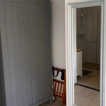 Casa de Férias Geuzenhoeve Op De Munnickaij Schellinkhout