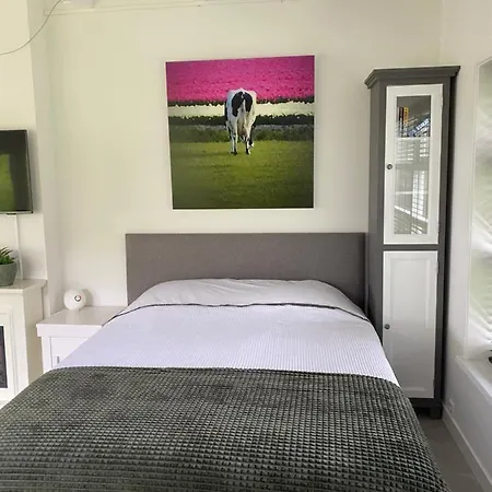 Geuzenhoeve Op De Munnickaij *