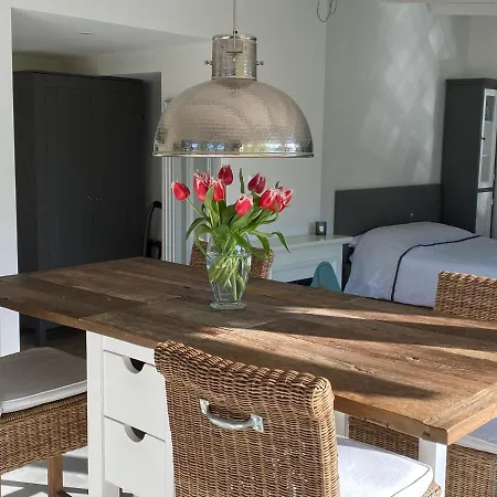 Geuzenhoeve Op De Munnickaij Сasa de vacaciones Schellinkhout