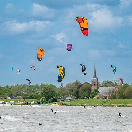 Geuzenhoeve Op De Munnickaij Сasa de vacaciones *